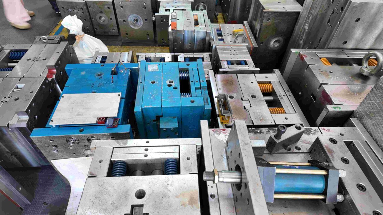 Two-shot Injection Molding Mold Positioning