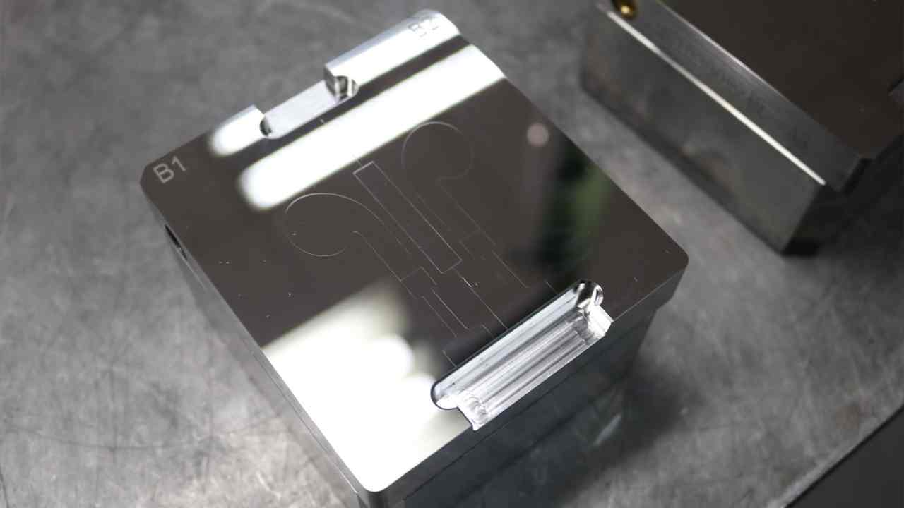 Mold surface finish comparison