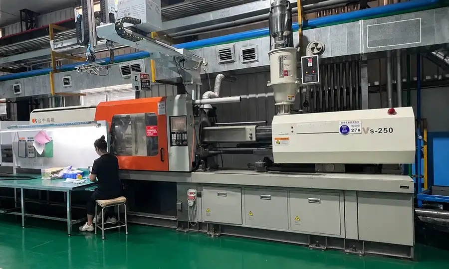 Dimud SAN injection molding production